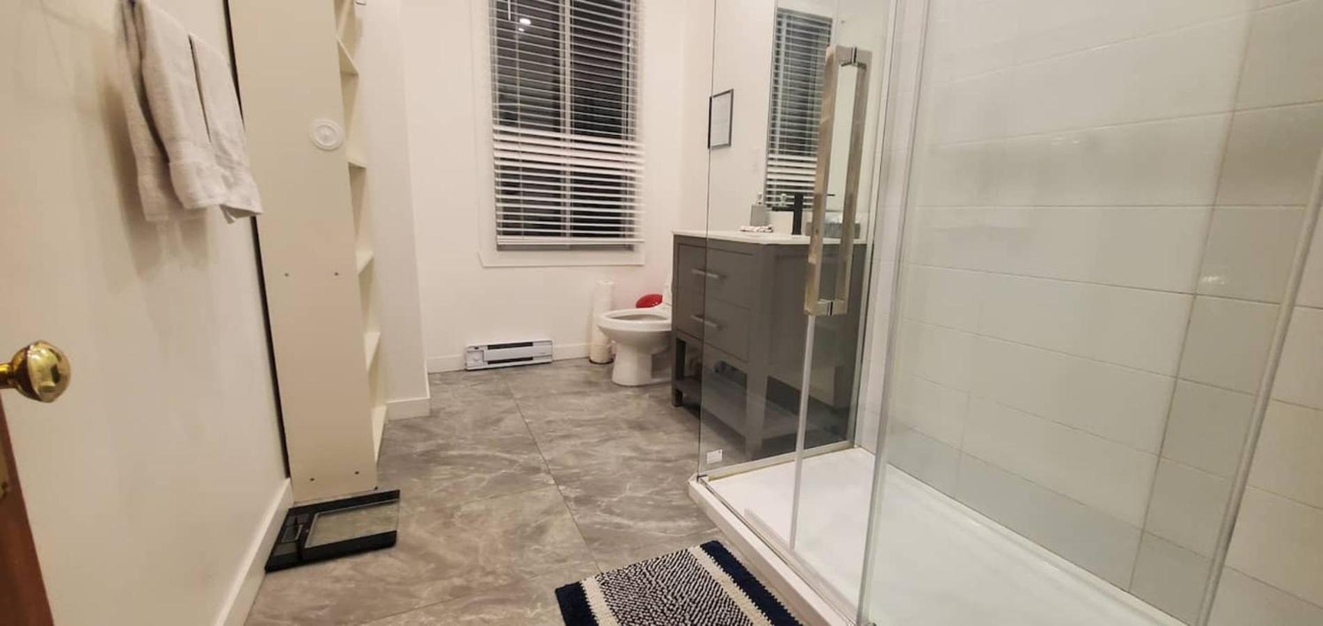 Perfect For Groups Big Livingroom 2 Backyard 3Br モントリオール エクステリア 写真