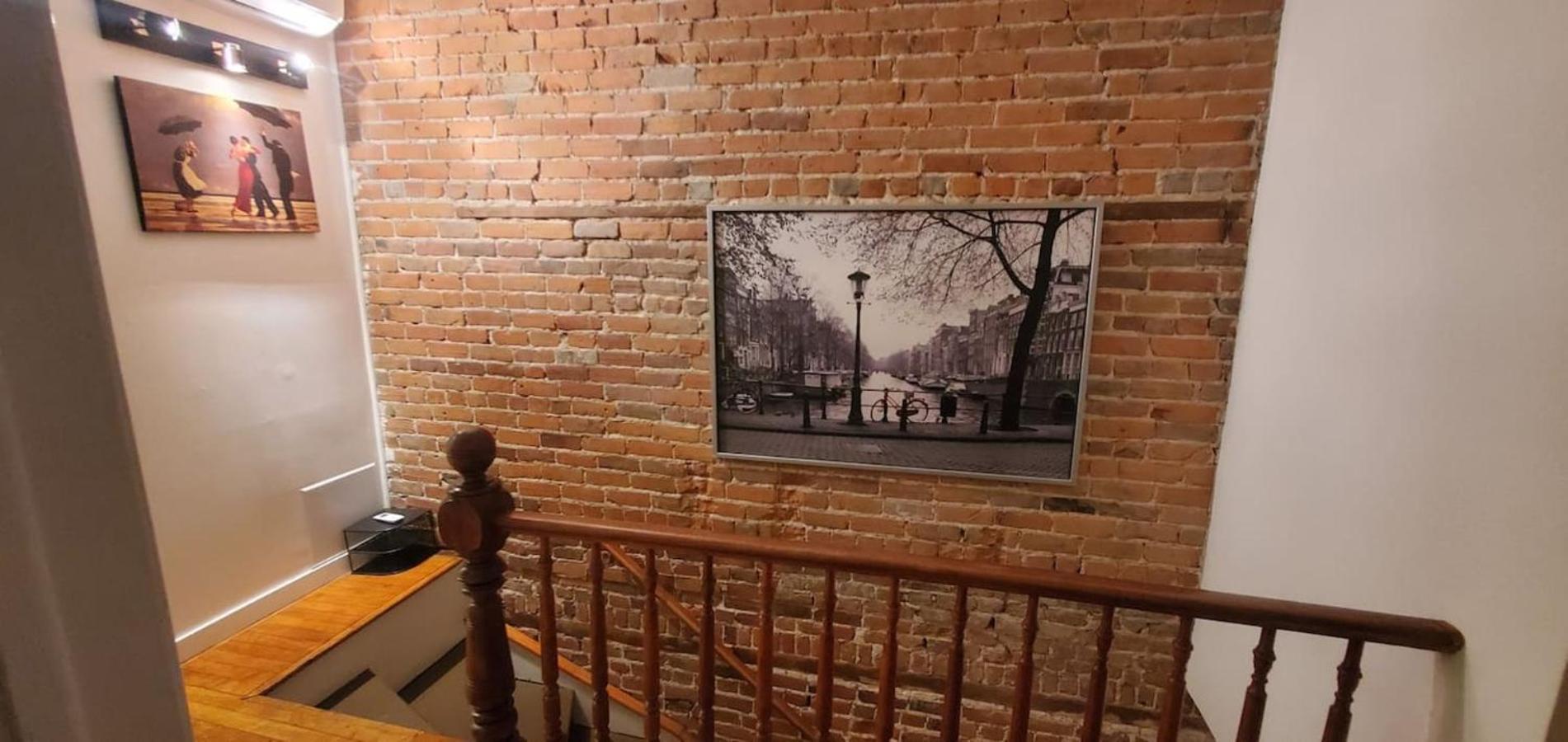 Perfect For Groups Big Livingroom 2 Backyard 3Br モントリオール エクステリア 写真
